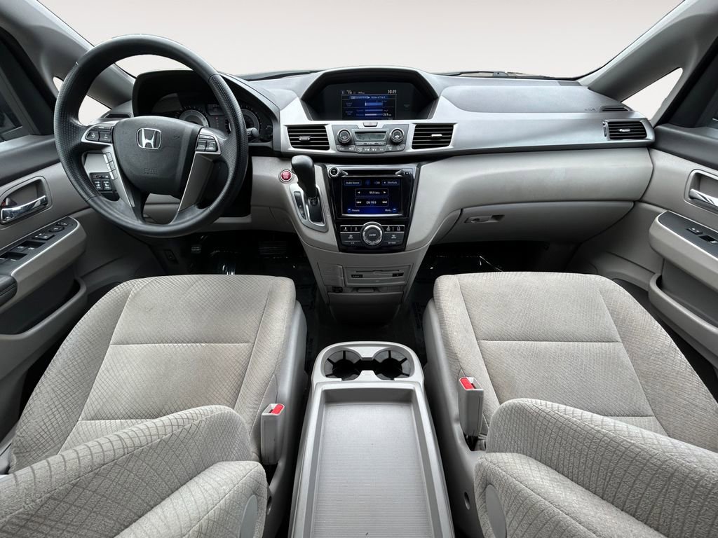 Used 2016 Honda Odyssey SE image 11