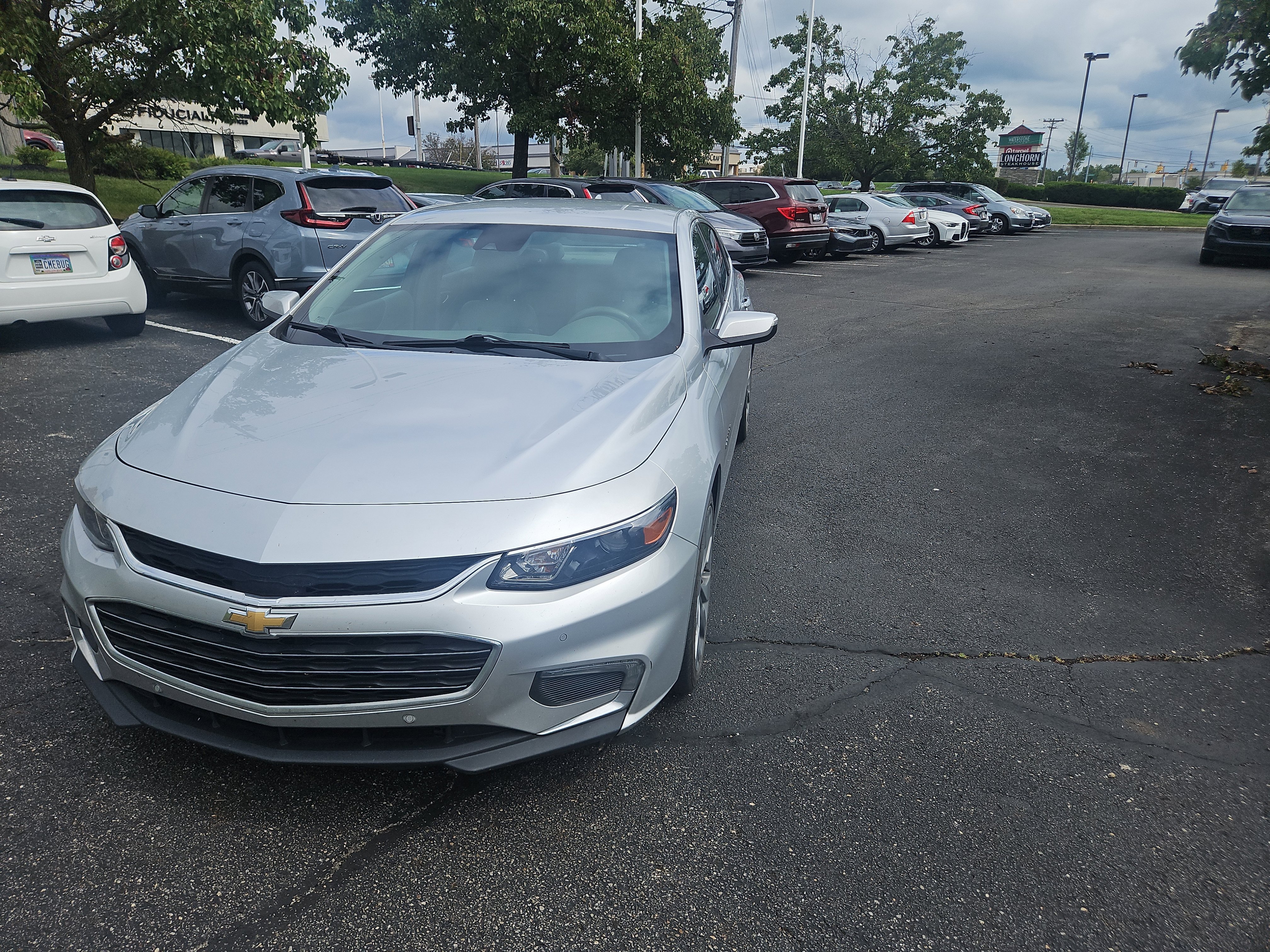 Used 2016 Chevrolet Malibu Premier w/ Driver Confidence Package II FWD image 25