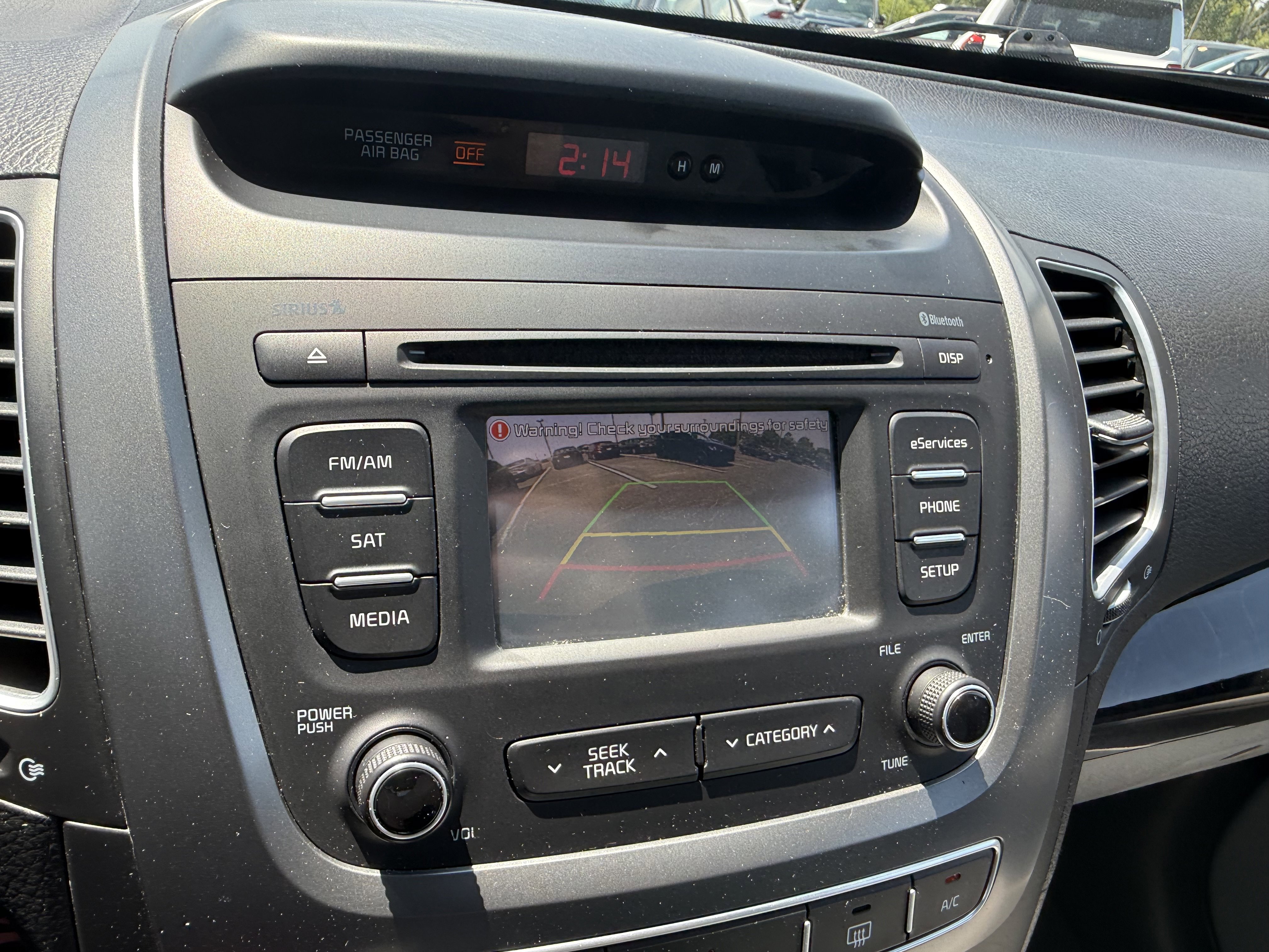 Used 2014 Kia Sorento LX AWD/4WD image 17