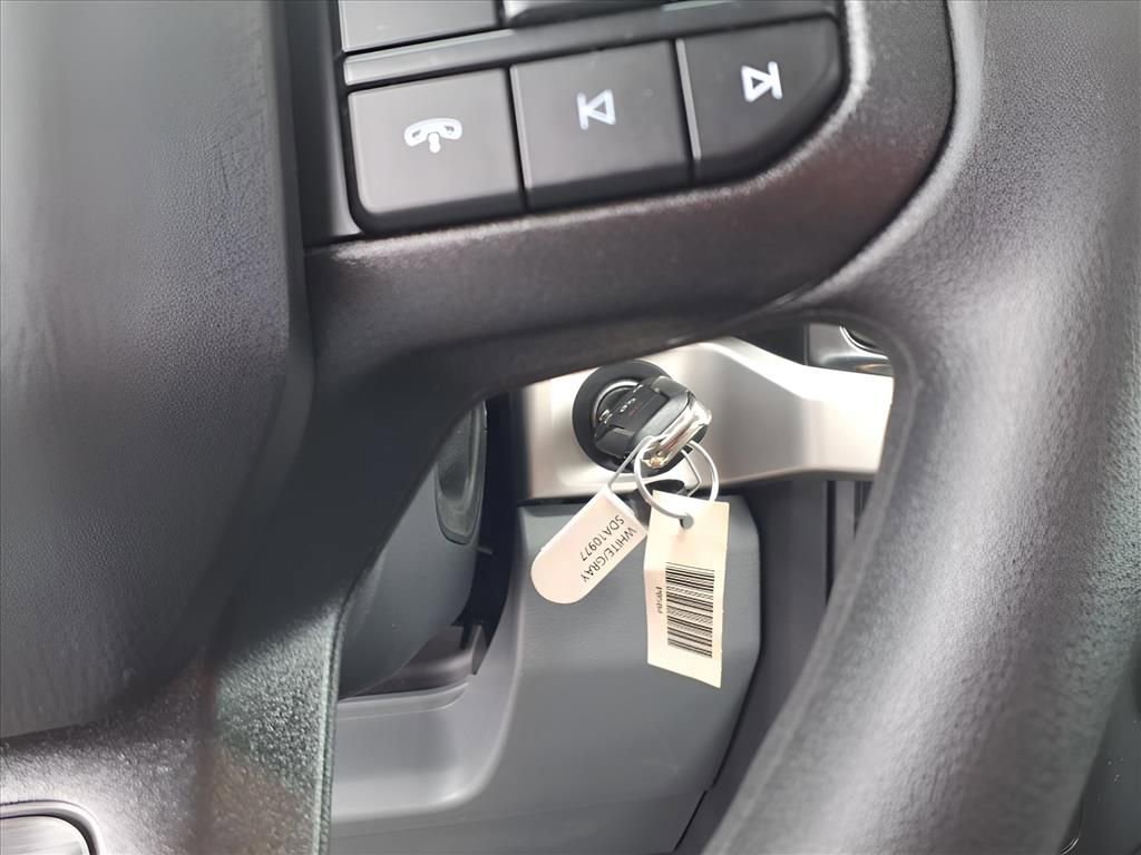 New 2025 Ford F550 2WD Regular Cab Super Duty image 7