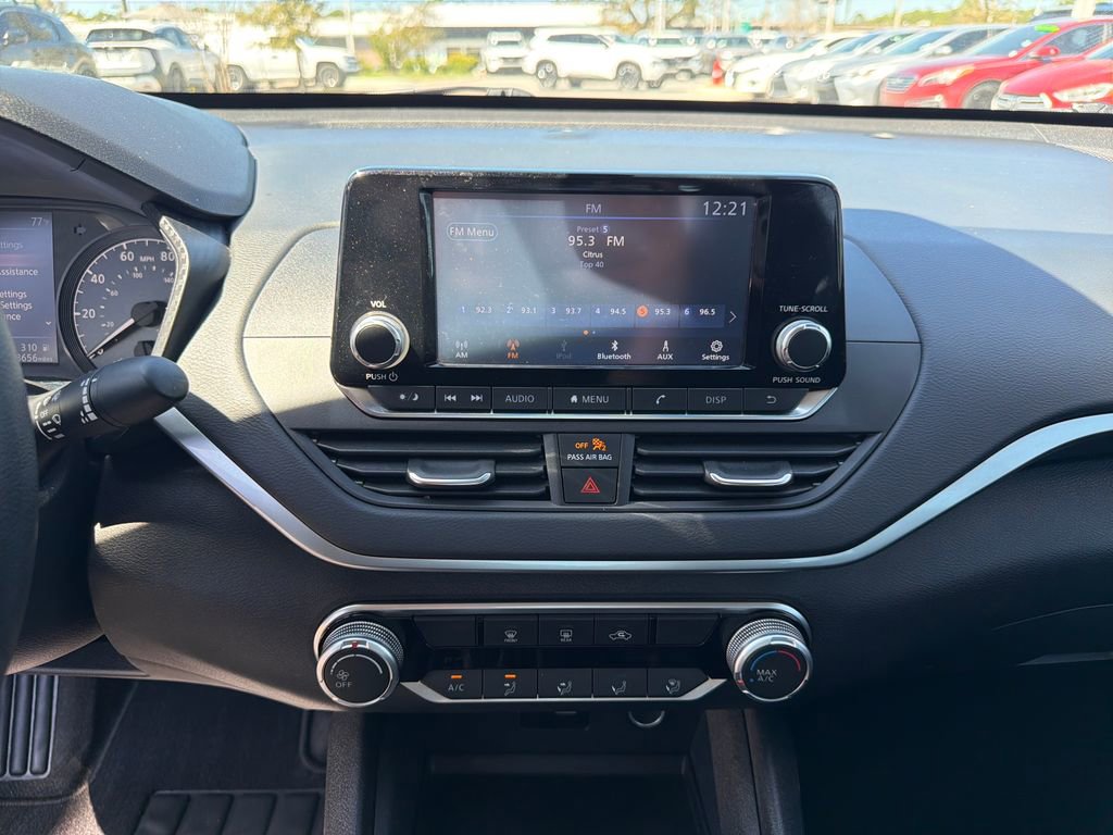 Certified 2022 Nissan Altima 2.5 S image 30