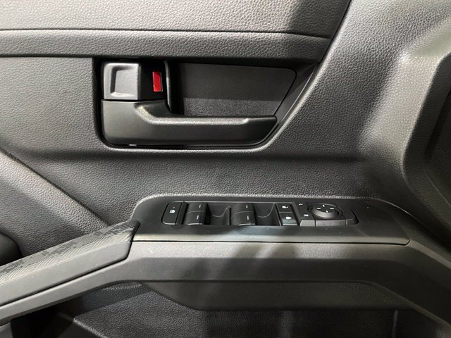 Certified 2025 Toyota Tacoma SR5 AWD/4WD image 13