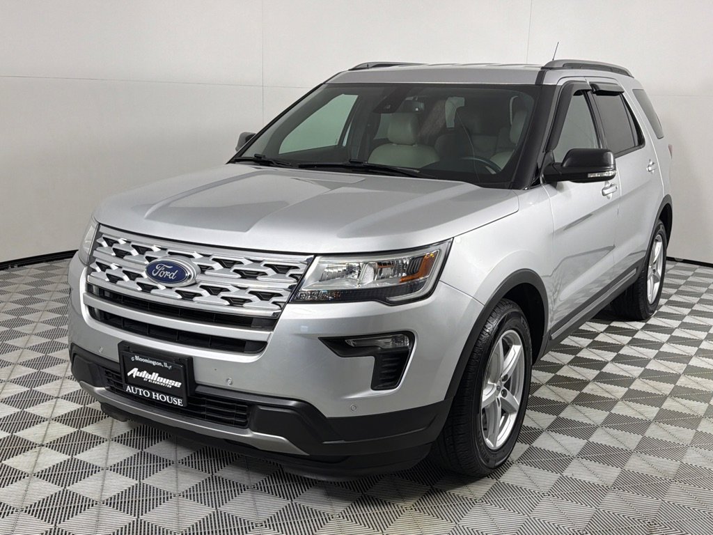 Used 2019 Ford Explorer XLT w/ Equipment Group 202A FWD image 10