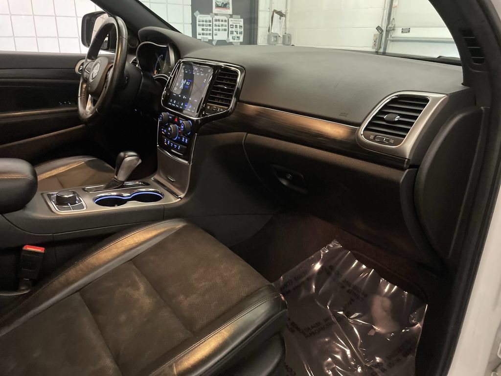 Used 2022 Jeep Grand Cherokee Laredo X AWD/4WD image 22