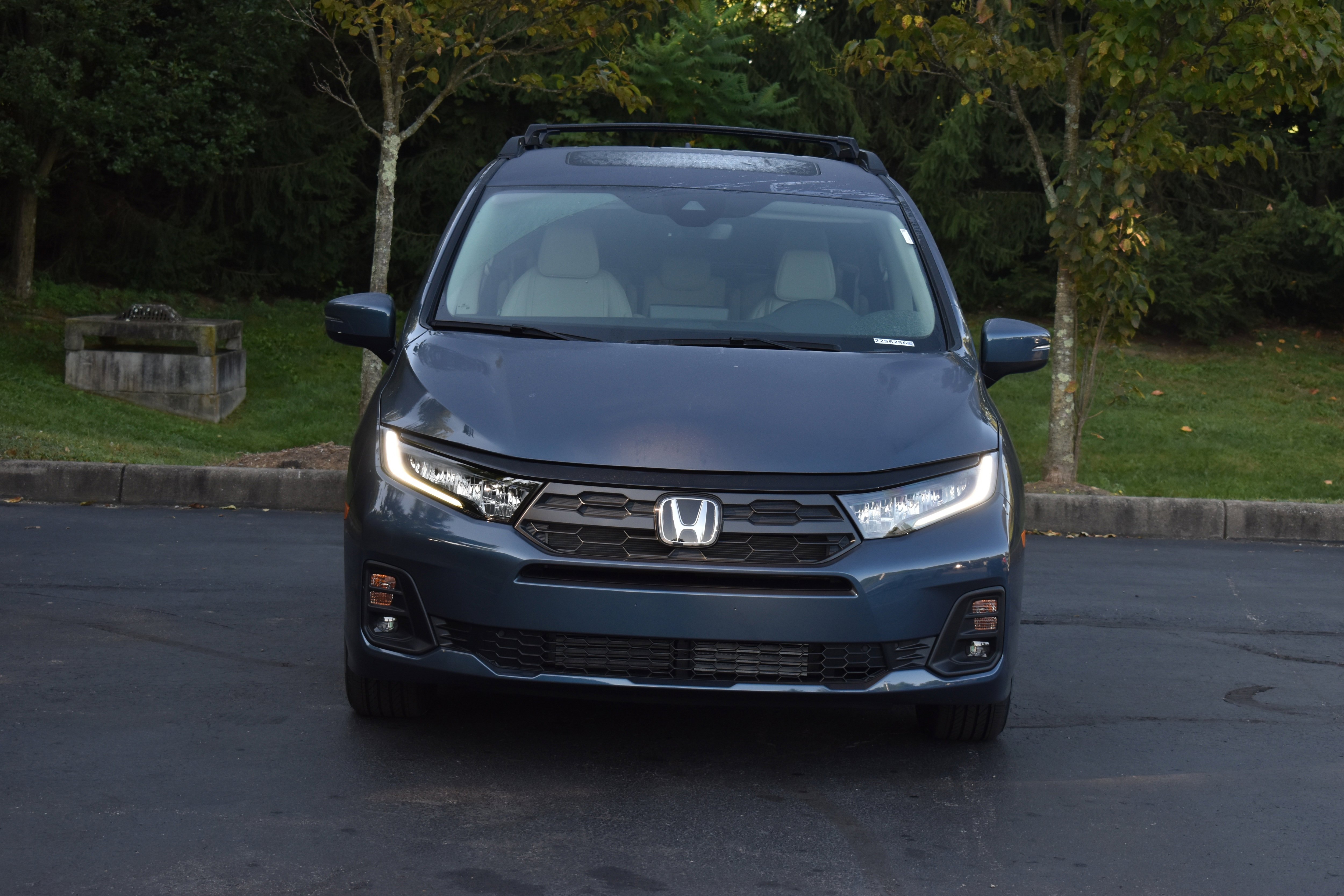 New 2026 Honda Odyssey EX-L image 2