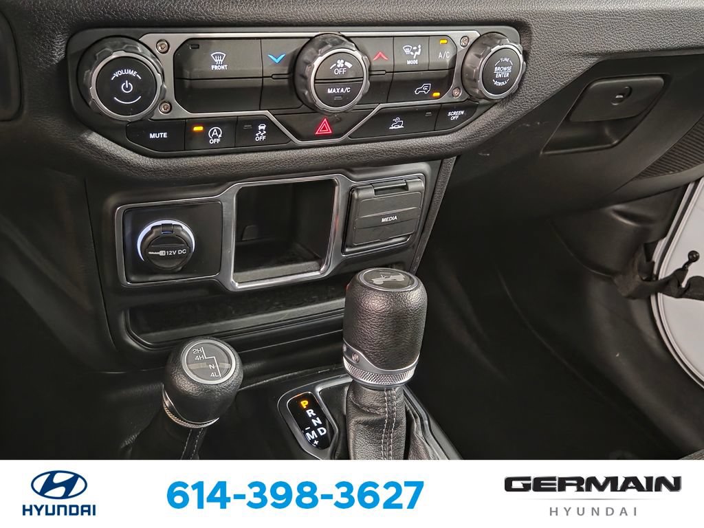 Used 2024 Jeep Wrangler Sport AWD/4WD image 25