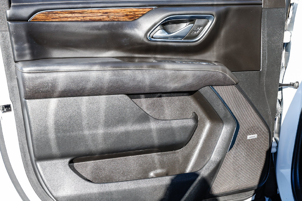 Used 2024 Chevrolet Tahoe Premier AWD/4WD image 45