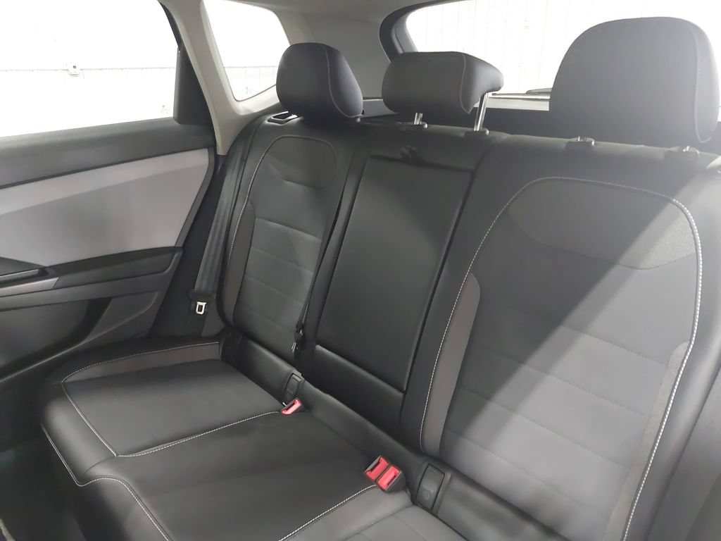 Used 2023 Volkswagen Taos SE w/ Panoramic Sunroof Package AWD/4WD image 13