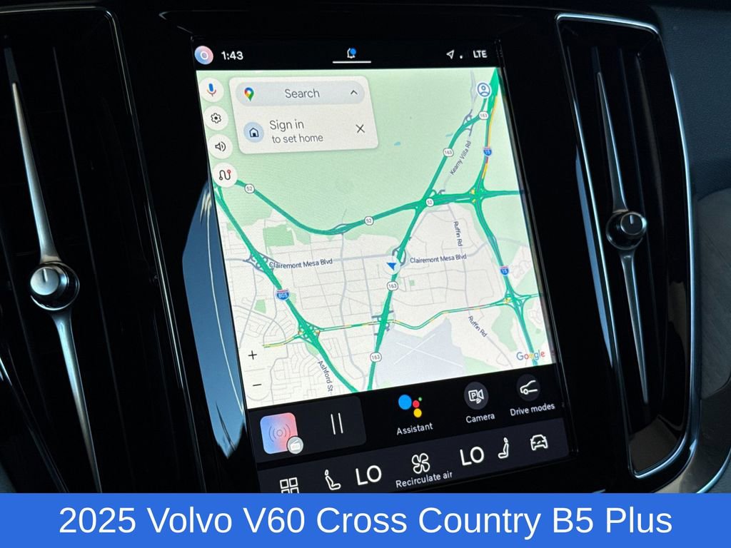 Certified 2025 Volvo V60 B5 Cross Country Plus image 18