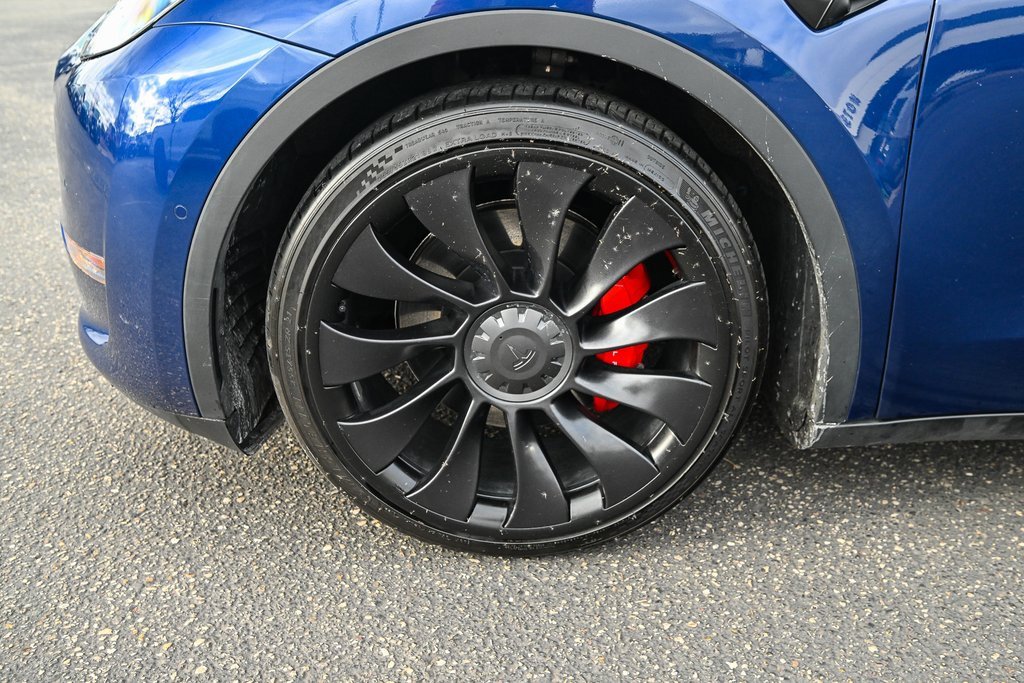 Used 2022 Tesla Model Y Performance image 12