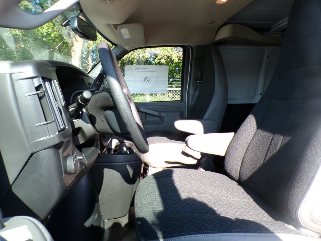 New 2026 Chevrolet Express 2500 Extended w/ Driver Convenience Package RWD image 12