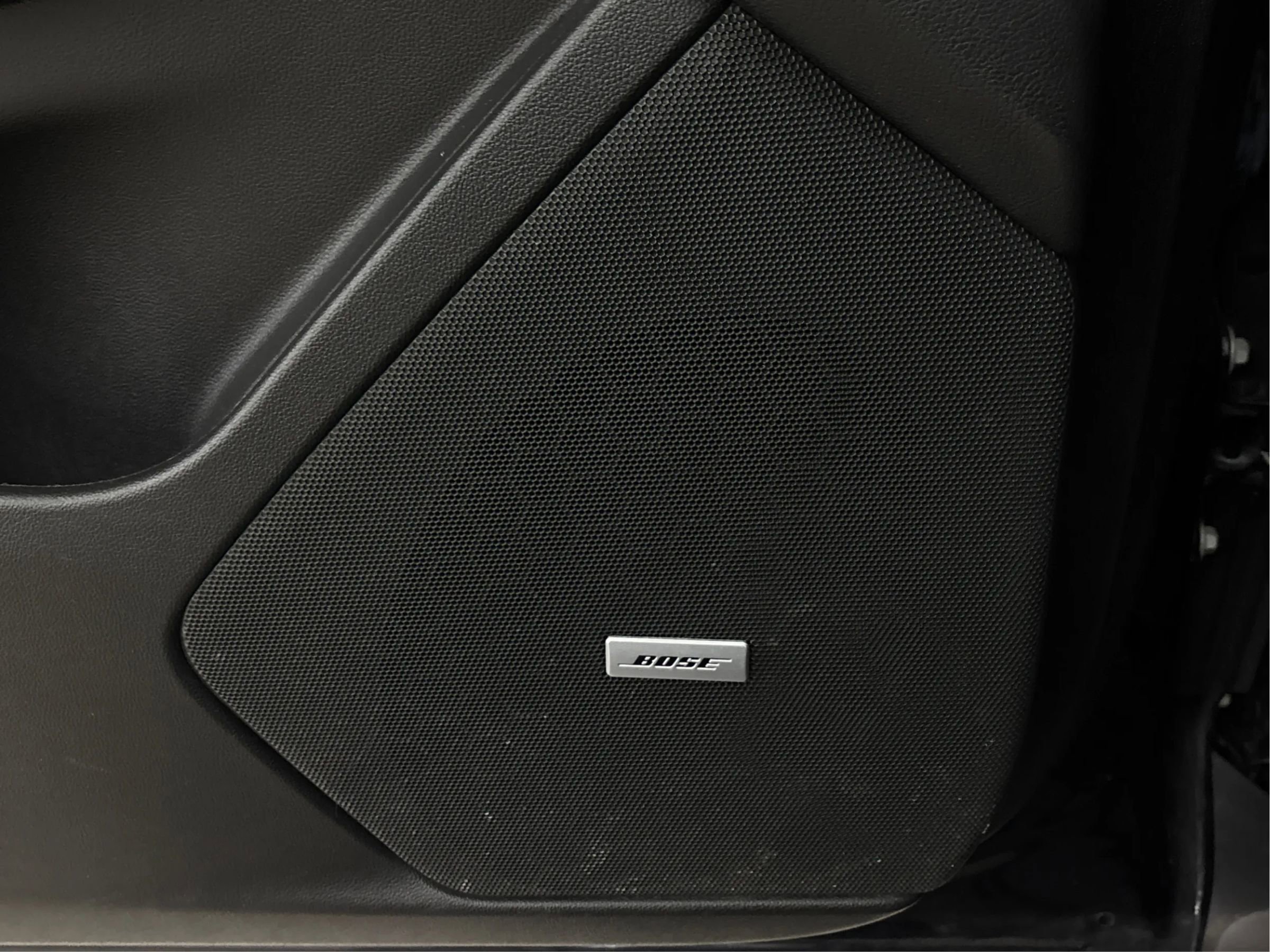 Used 2018 Cadillac XT5 Luxury w/ Driver Awareness Package image 41