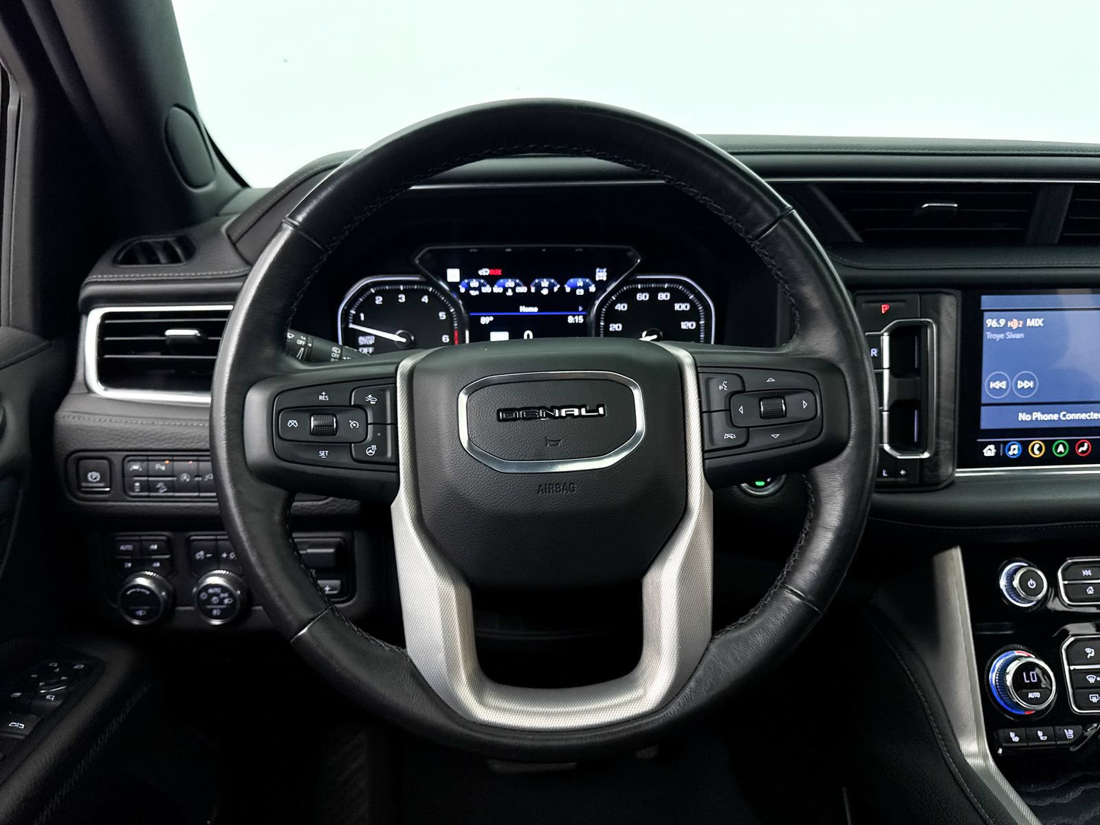 Used 2021 GMC Yukon Denali w/ Denali Ultimate Package AWD/4WD image 37