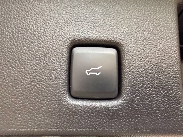 Used 2025 Ford Escape Platinum AWD/4WD image 14
