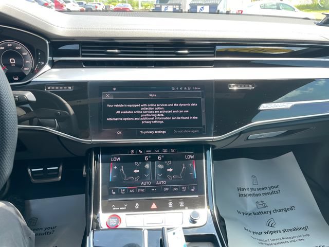 Used 2023 Audi S8 AWD/4WD image 12