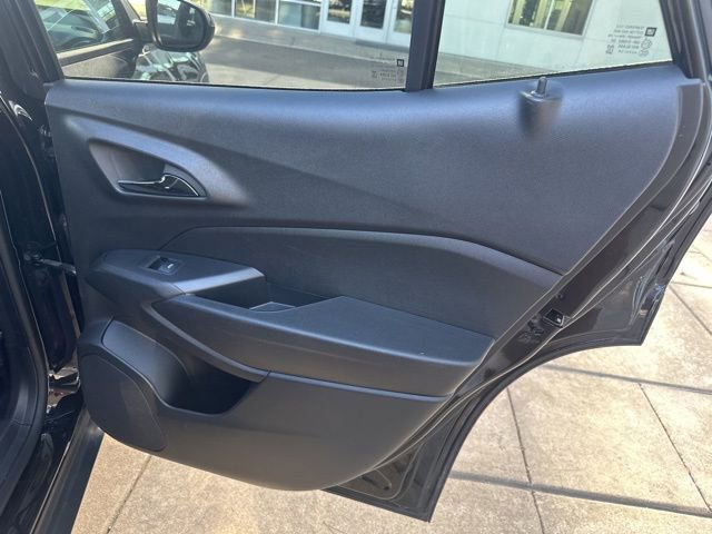 Used 2024 Chevrolet Trax LT image 28