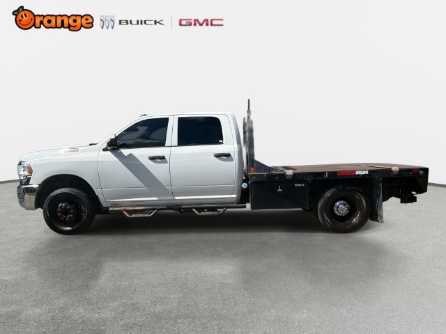 Used 2022 RAM 3500 Tradesman w/ Chrome Appearance Group AWD/4WD image 6
