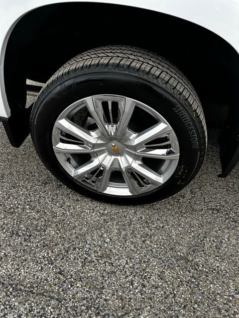 New 2026 Chevrolet Silverado 1500 High Country AWD/4WD image 10