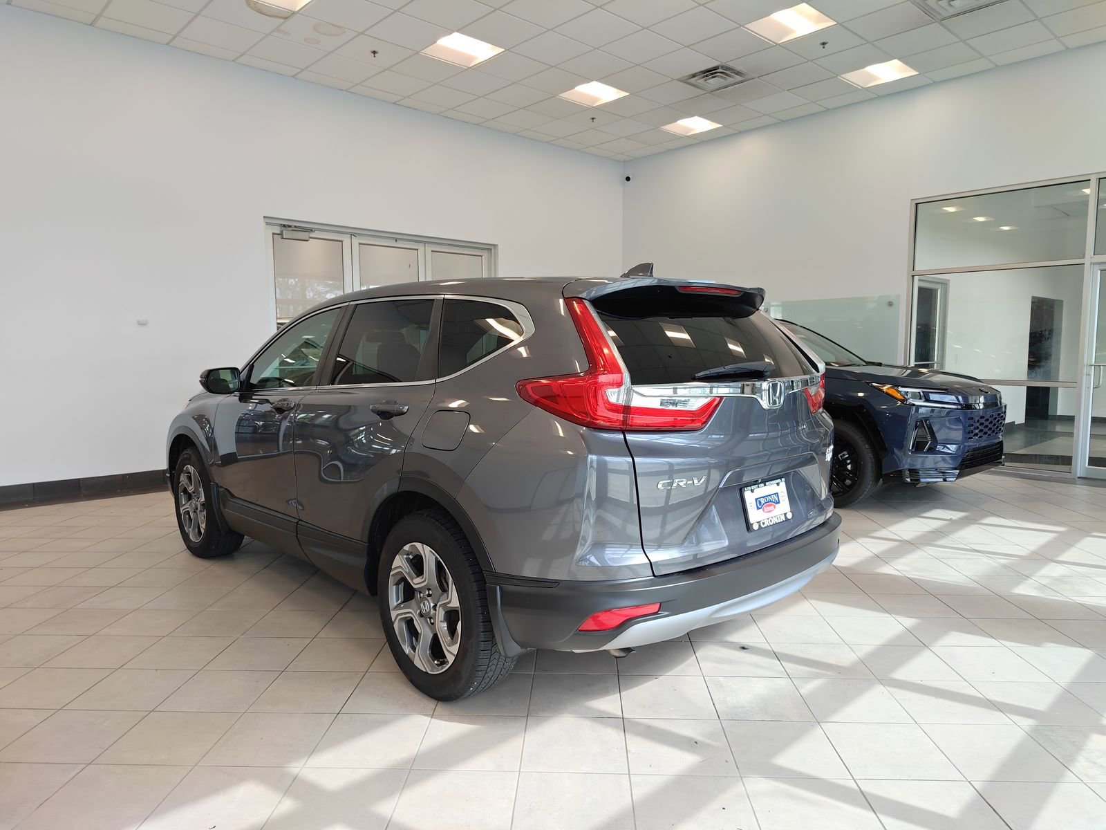 Used 2019 Honda CR-V EX image 4