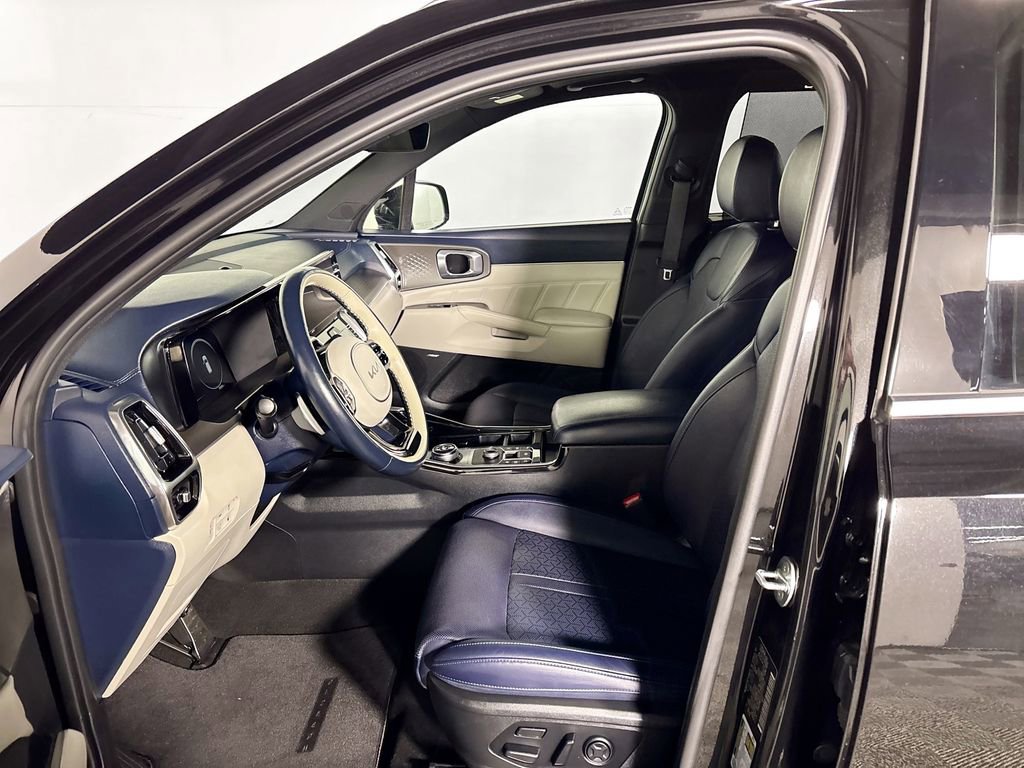 Certified 2023 Kia Sorento SX Prestige image 12