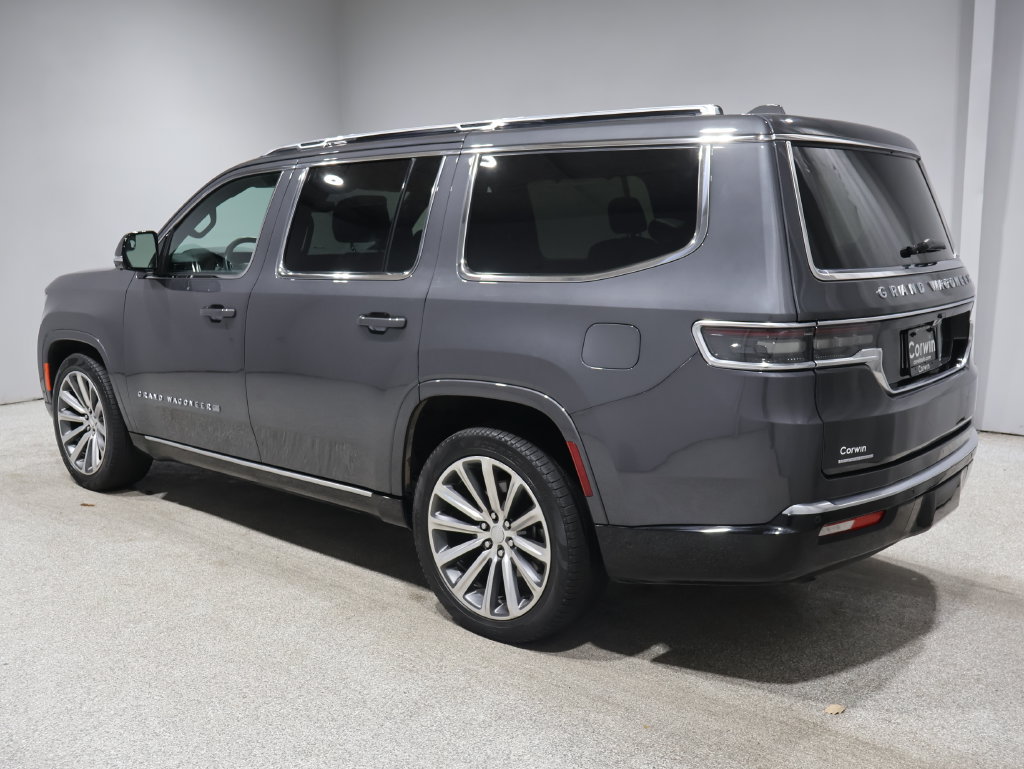 Used 2023 Jeep Grand Wagoneer 4WD image 5