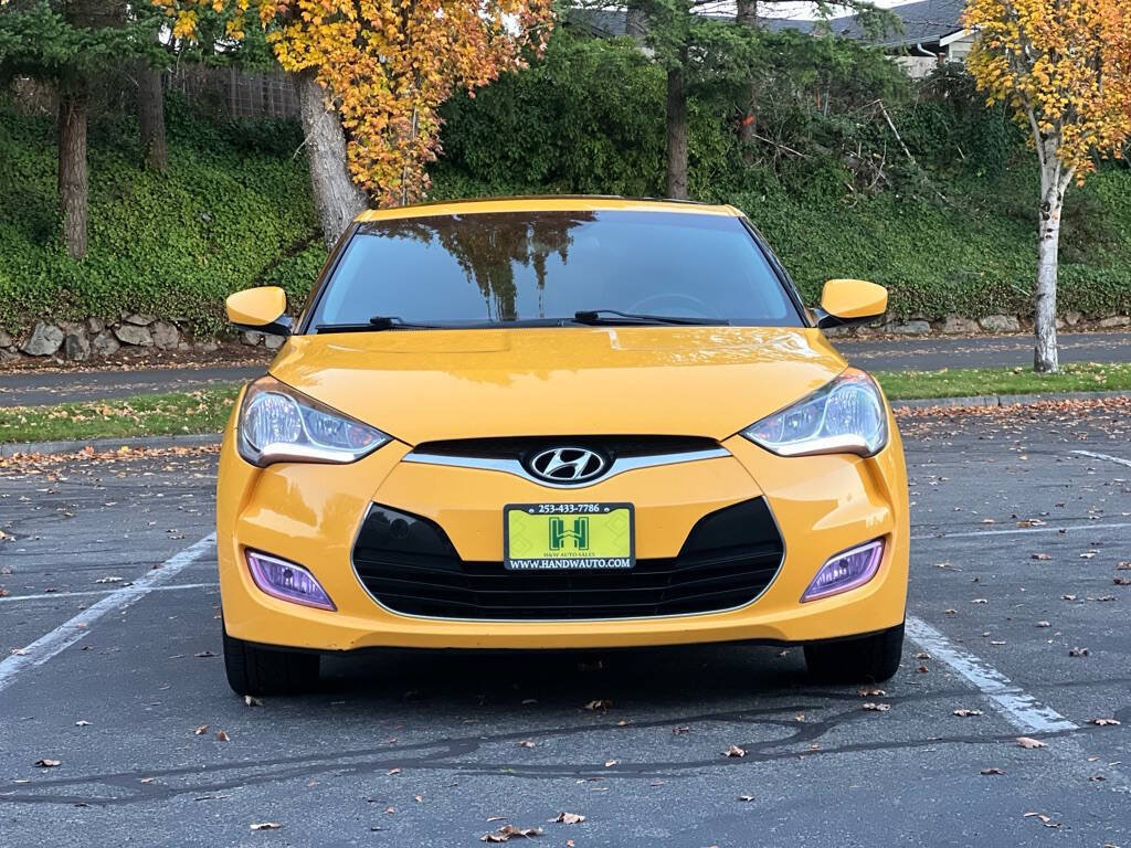 Used 2012 Hyundai Veloster w/ Style Pkg FWD image 8