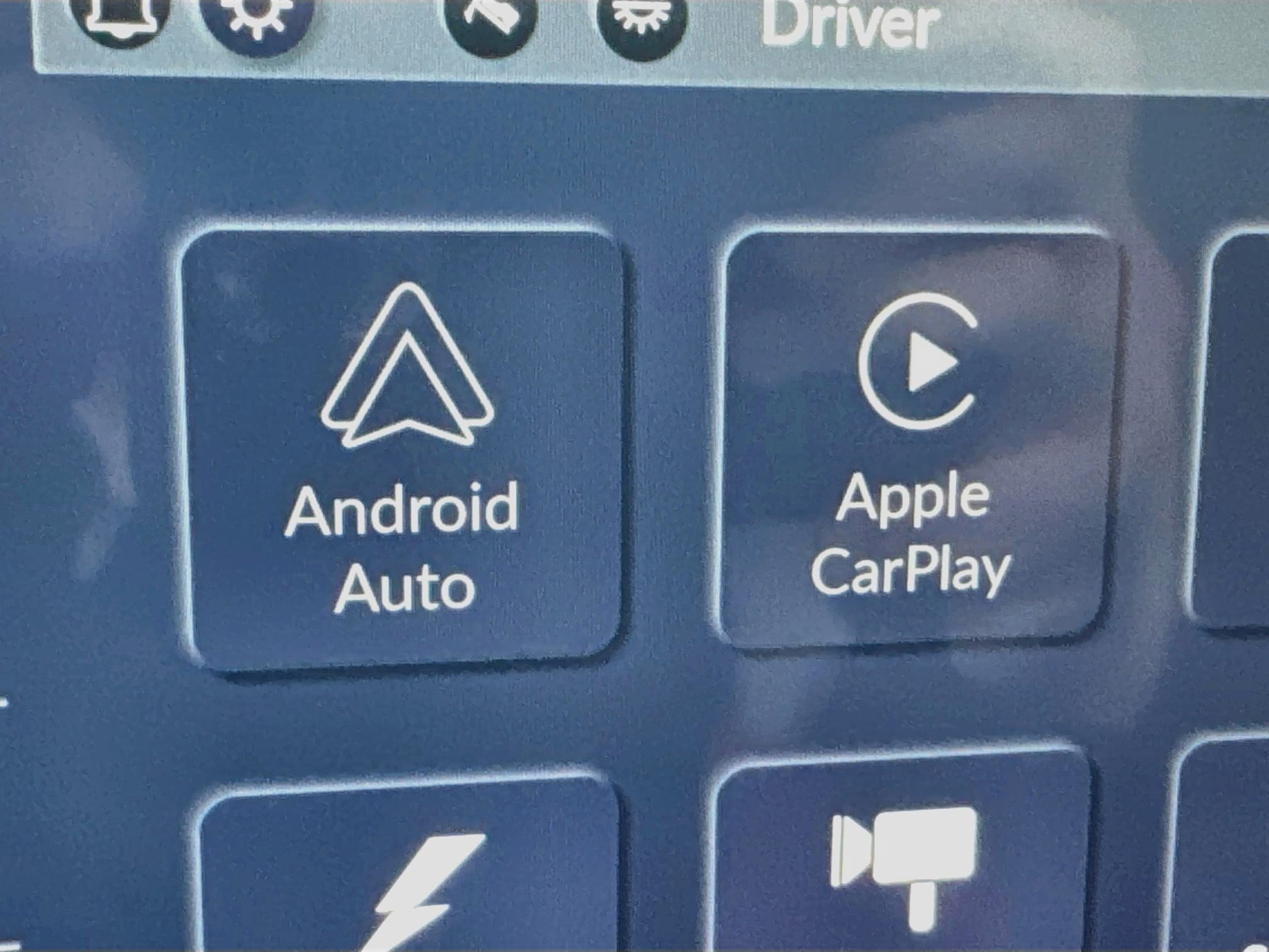 Used 2025 Honda Prologue EX image 2