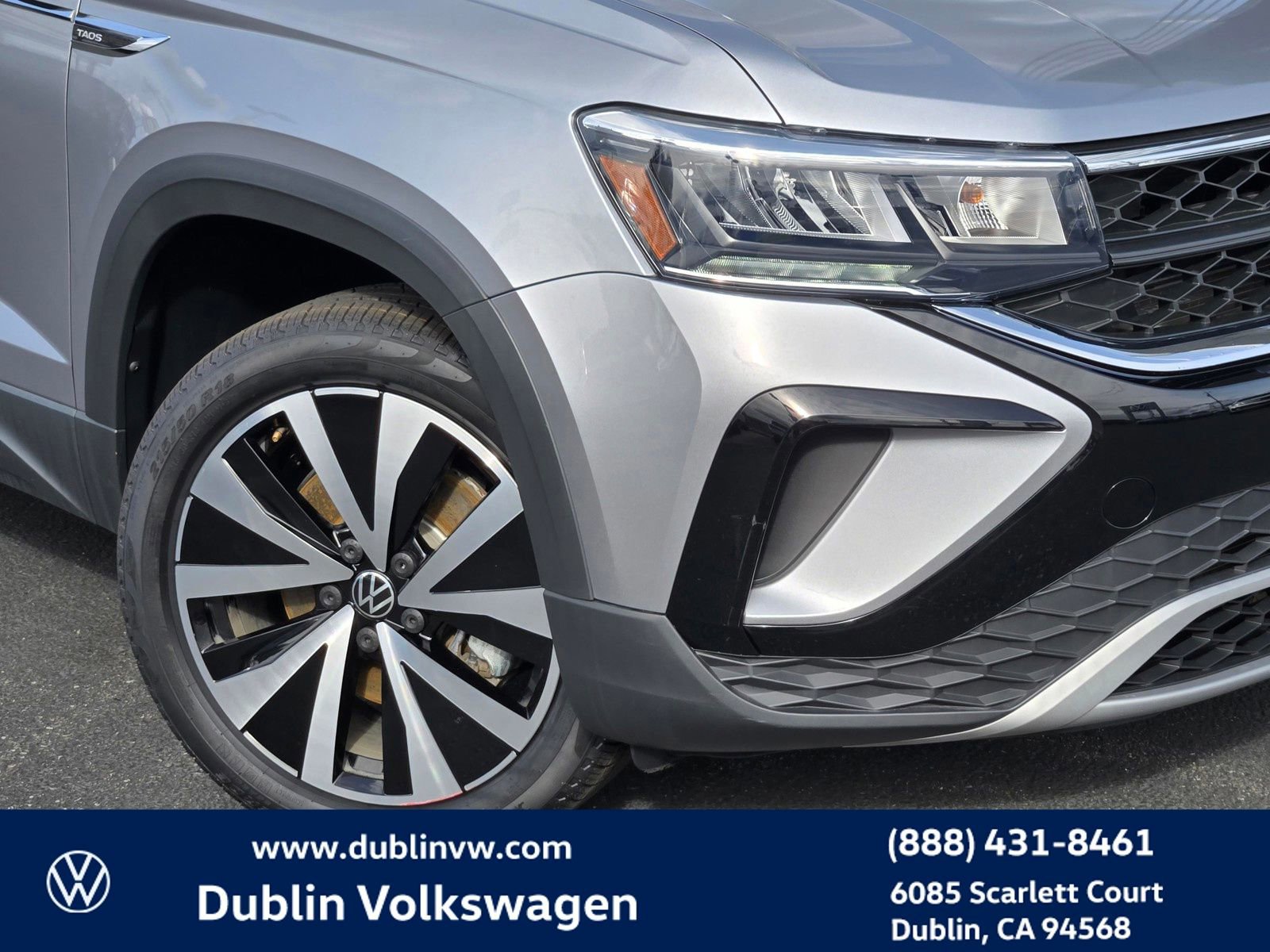 Certified 2022 Volkswagen Taos SE image 9