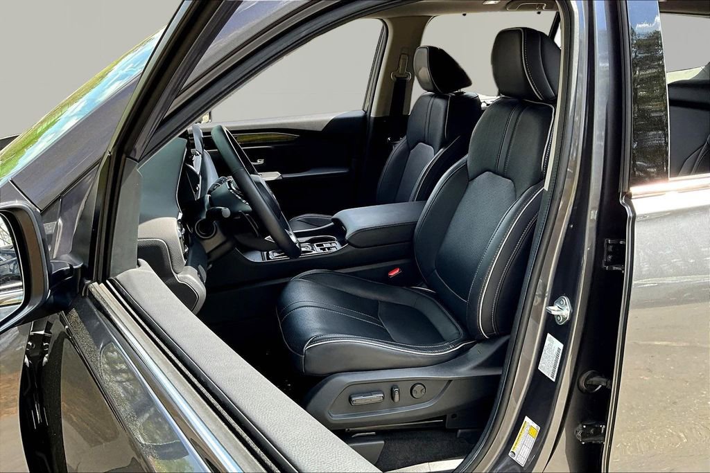 Used 2024 Honda Pilot Elite image 17