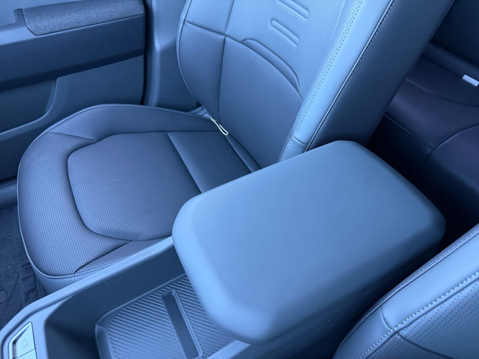 New 2027 Kia EV3 Wind AWD/4WD image 14