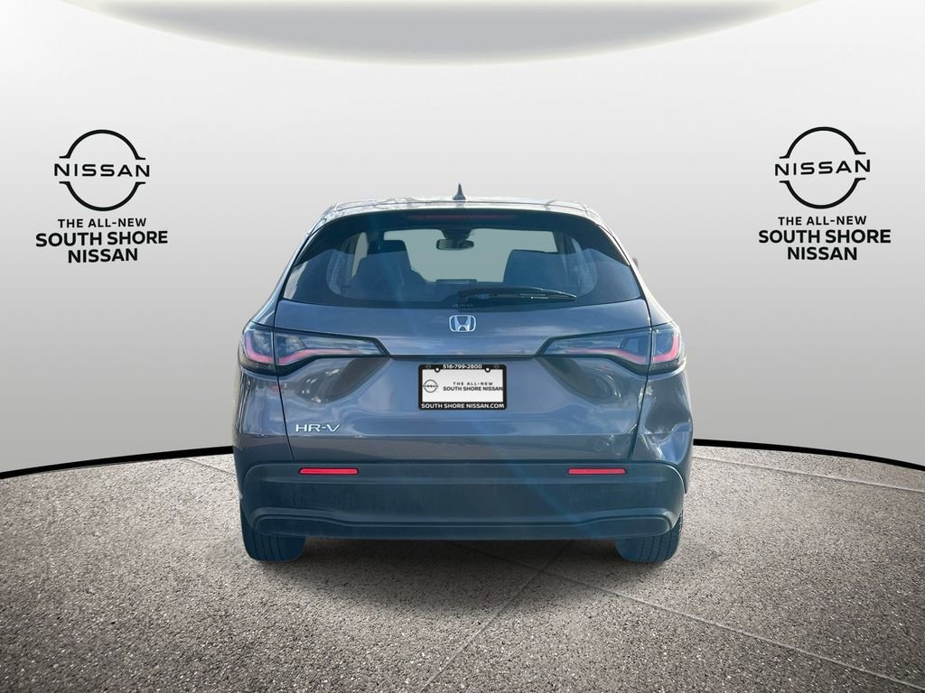 Used 2023 Honda HR-V LX image 7