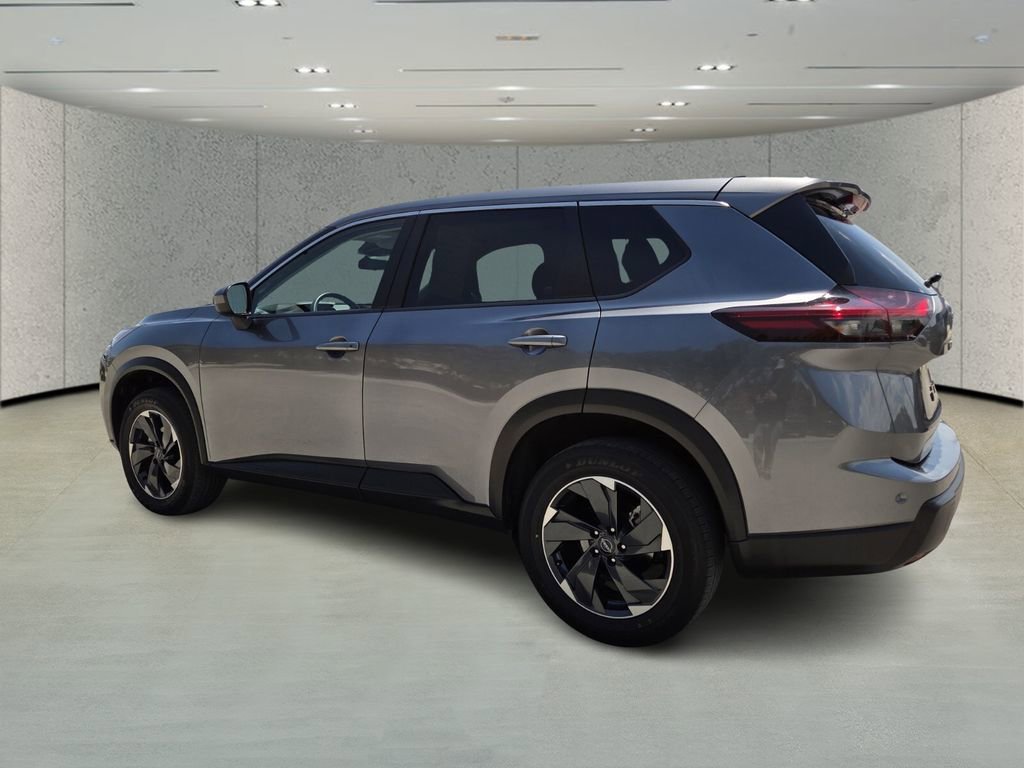 Used 2024 Nissan Rogue SV image 5