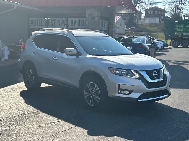 Used 2017 Nissan Rogue SL image 8