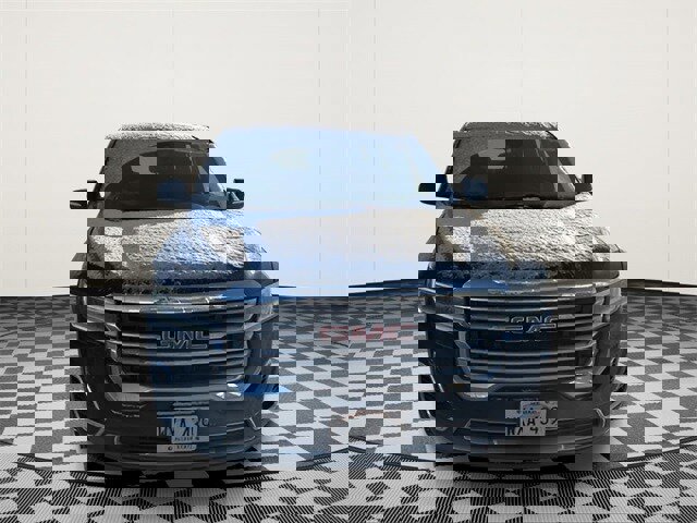 Used 2023 GMC Acadia SLT image 1