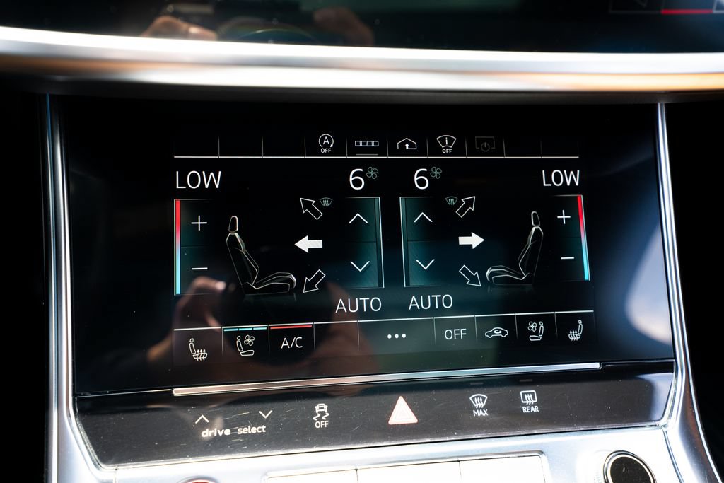 Used 2022 Audi RS 6 w/ Executive Package AWD/4WD image 45