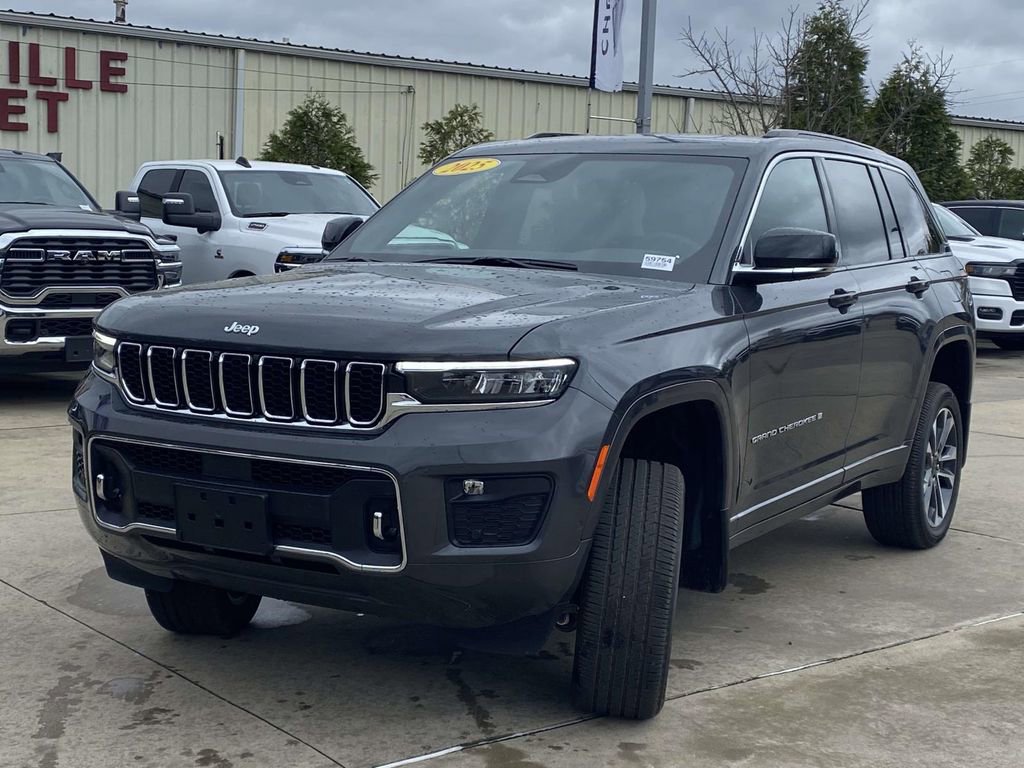 New 2025 Jeep Grand Cherokee Overland w/ Luxury Tech Group IV image 33