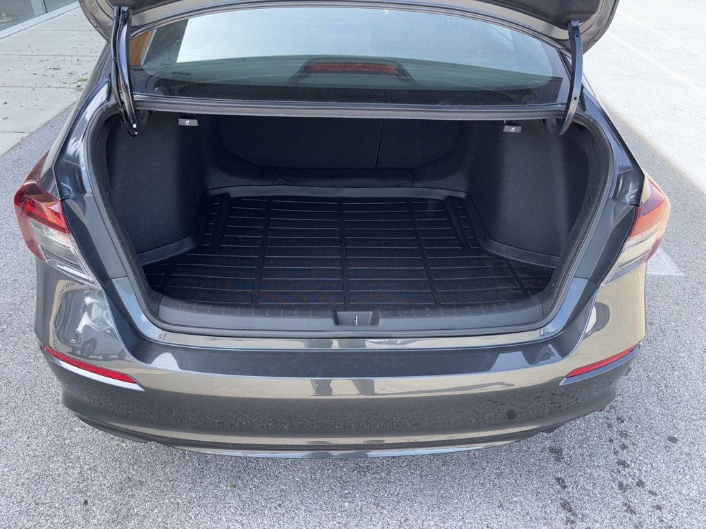 Used 2025 Honda Civic Sport image 29