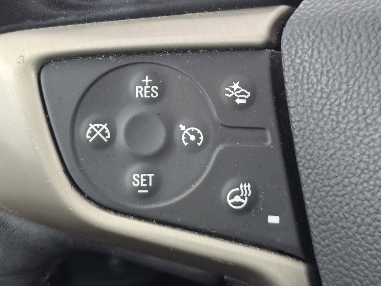 Used 2019 GMC Terrain Denali w/ Advanced Safety Package image 35