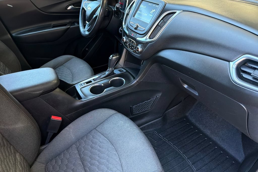Used 2018 Chevrolet Equinox LT AWD/4WD image 14
