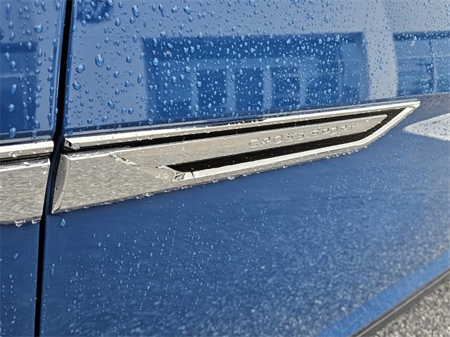 Certified 2025 Volkswagen Atlas Cross Sport SE image 19