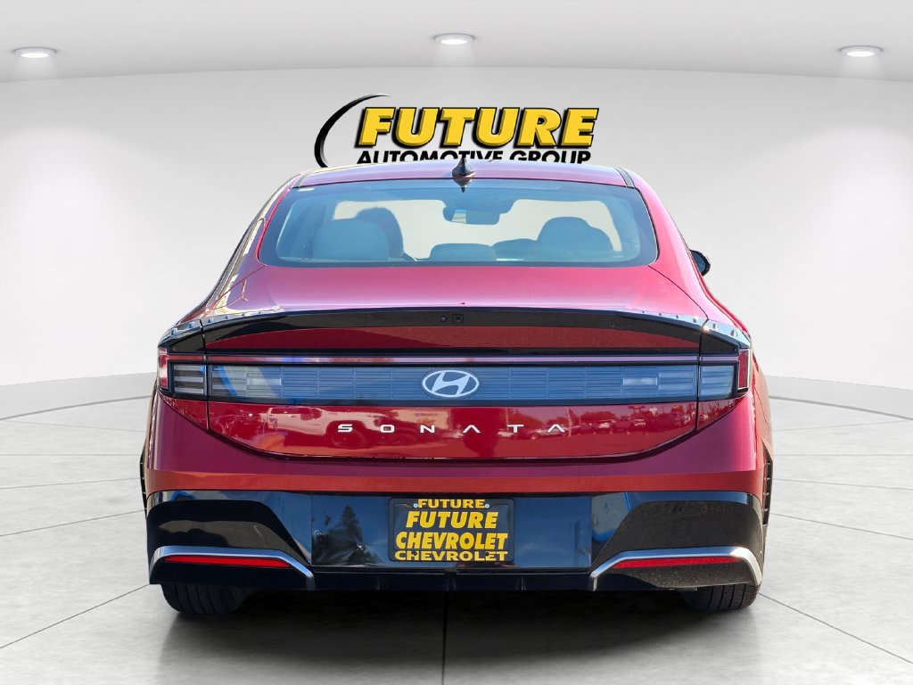 Used 2025 Hyundai Sonata SEL FWD image 5