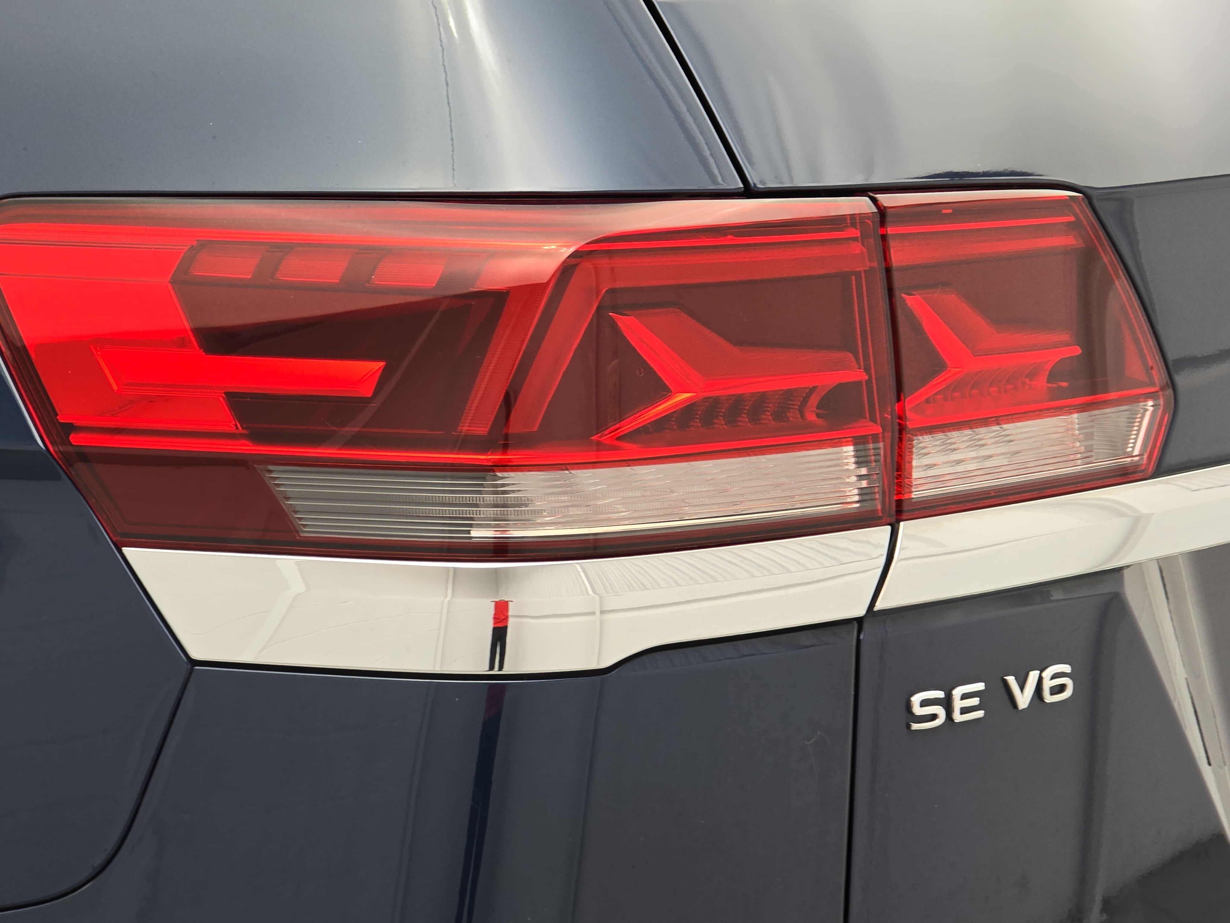 Certified 2023 Volkswagen Atlas SE FWD image 35