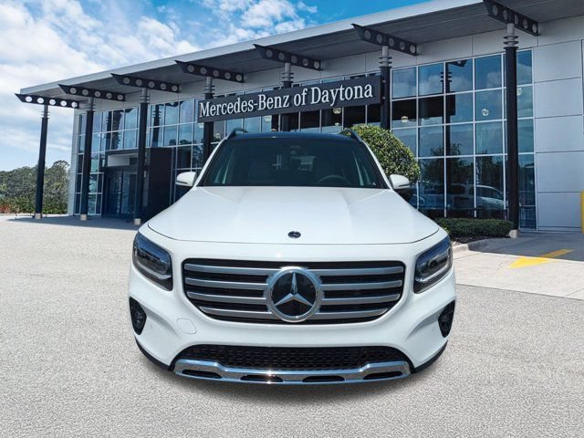 Used 2026 Mercedes-Benz GLB 250 4MATIC image 9