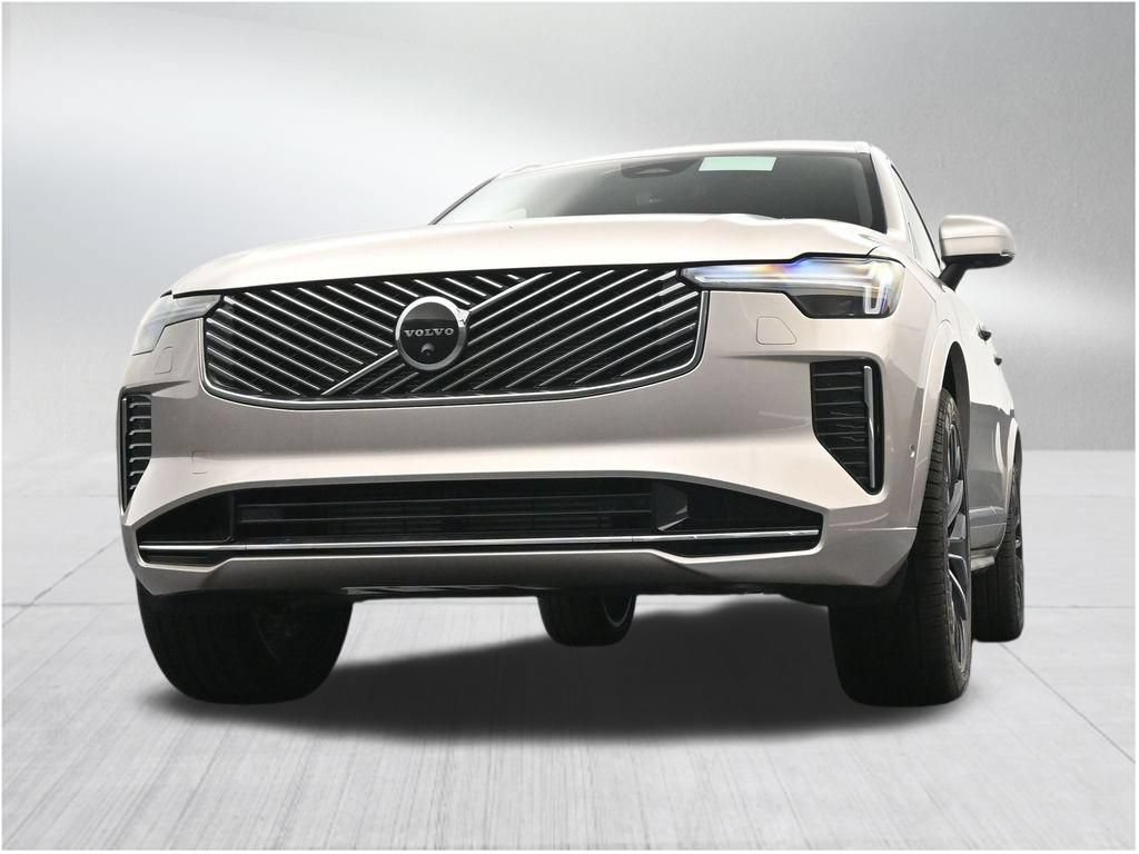New 2026 Volvo XC90 T8 Plus w/ Protection Package Premier AWD/4WD image 28