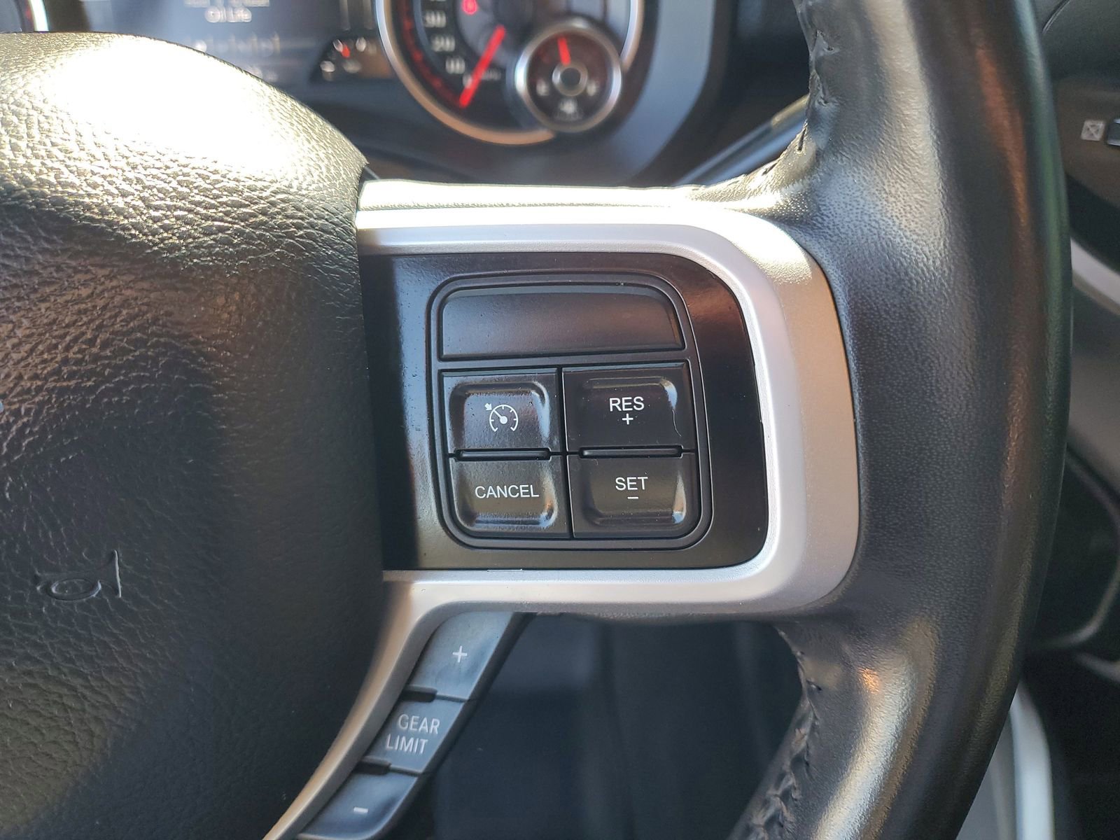 Used 2022 RAM 2500 Big Horn w/ Level C Equiment Group AWD/4WD image 22