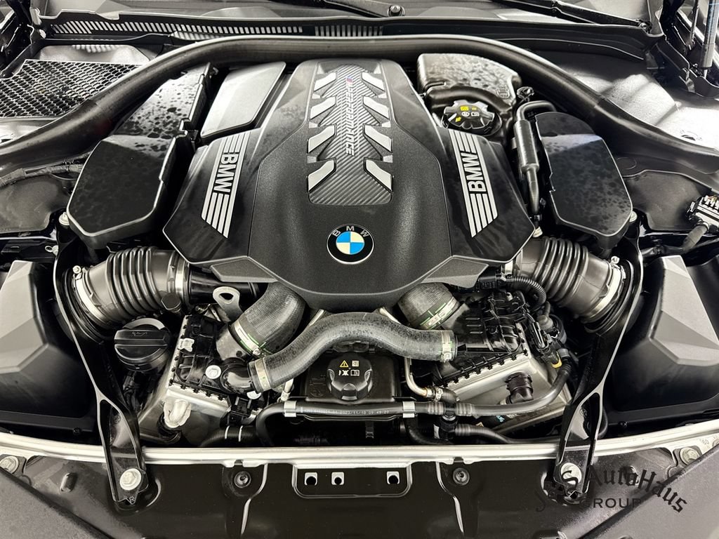 Used 2025 BMW M850i xDrive Coupe AWD/4WD image 37