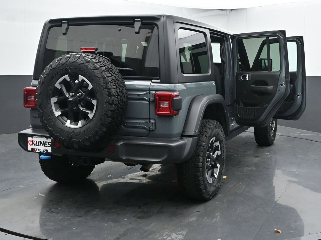 Used 2024 Jeep Wrangler Unlimited Rubicon 4xe image 59