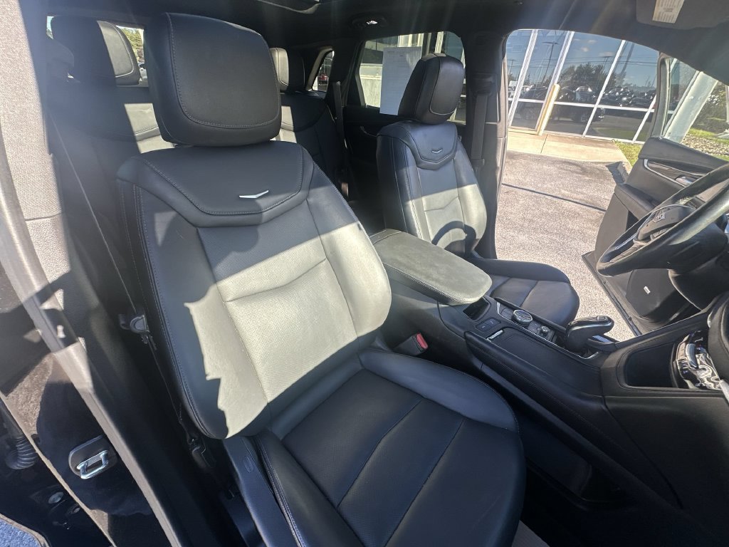 Used 2024 Cadillac XT5 Premium Luxury AWD/4WD image 29