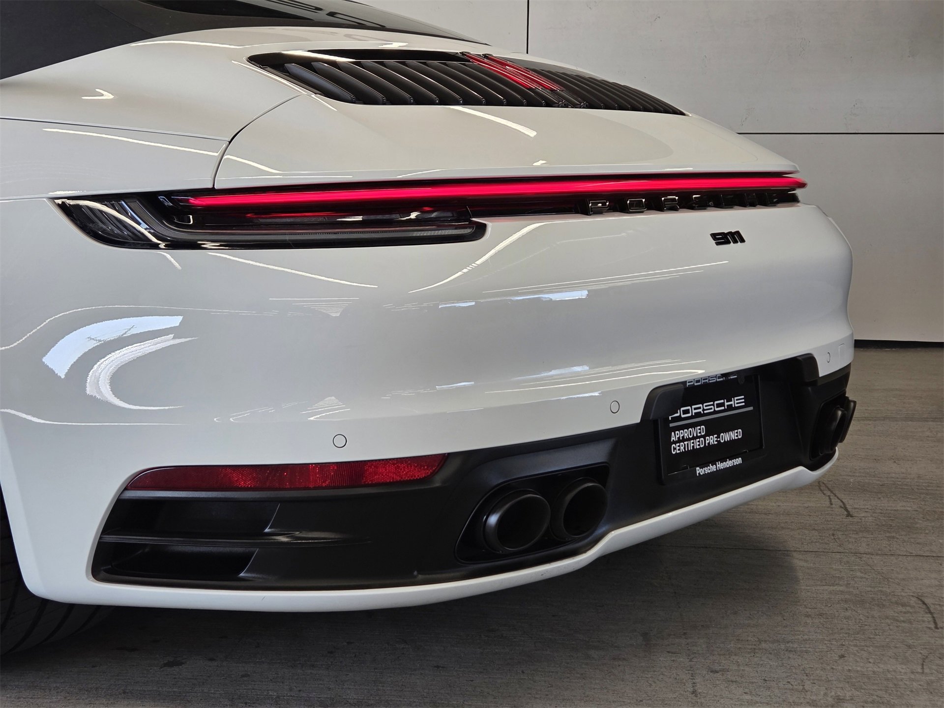 Certified 2024 Porsche 911 Carrera image 8
