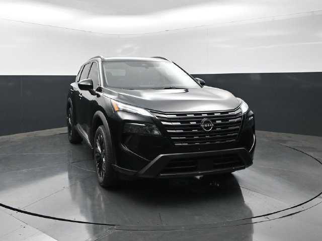 New 2026 Nissan Rogue Dark Armor FWD image 5